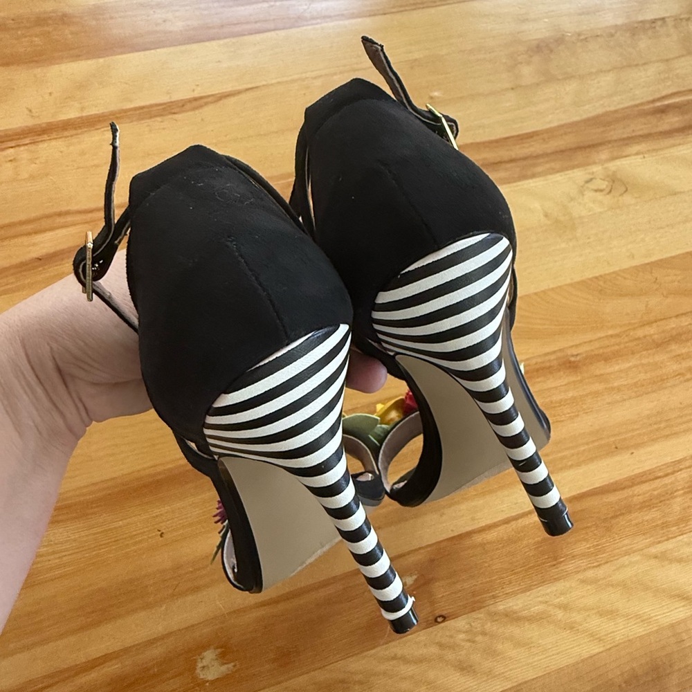 Betsey Johnson Black Heels with Red, Yellow & Purple Floral Accents - Picture 11 of 11